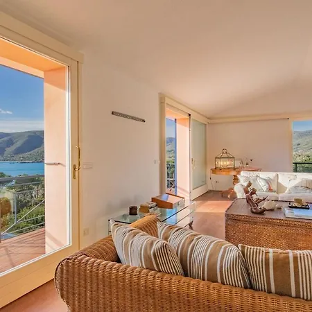 Villa Giacinto Di Mare
